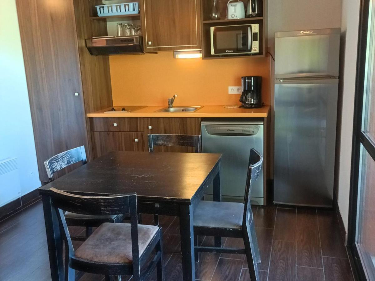 Studio 4 Personnes Avec Piscine Et Sauna - Residence Chateau Des Magnans - Jausiers - Fr-1-165B-45 Eksteriør billede